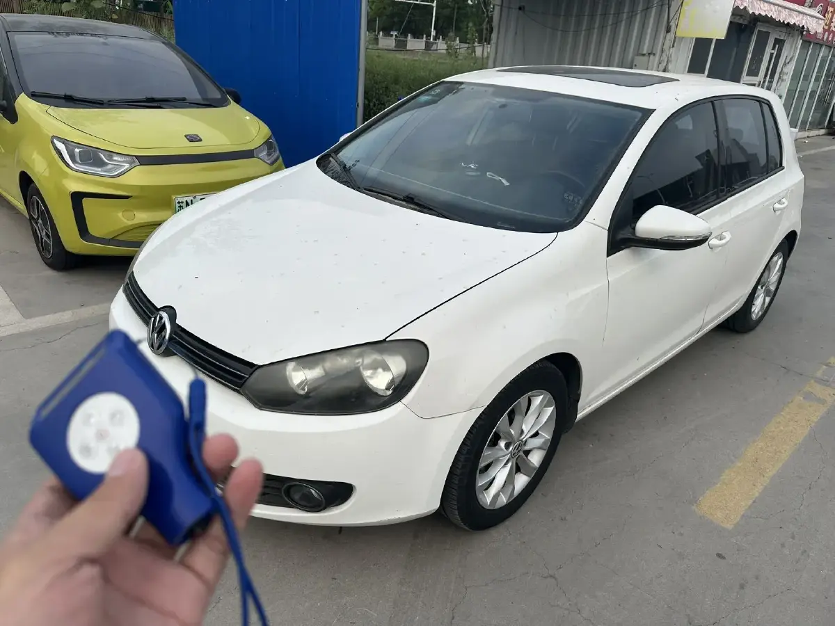 2012 Volkswagen Golf 1.4T 131HP L4 5MT