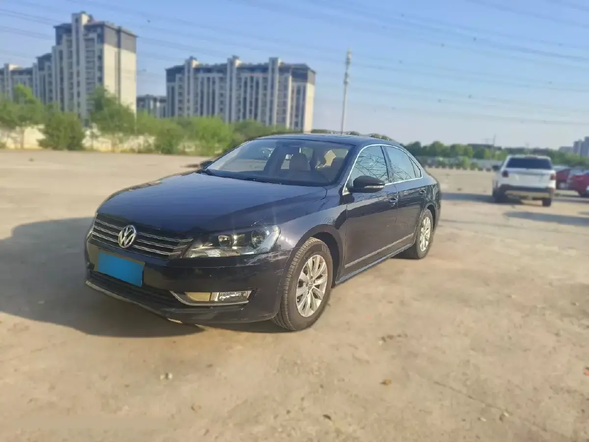 2013 Volkswagen Passat 1.8T 160HP L4 7DCT