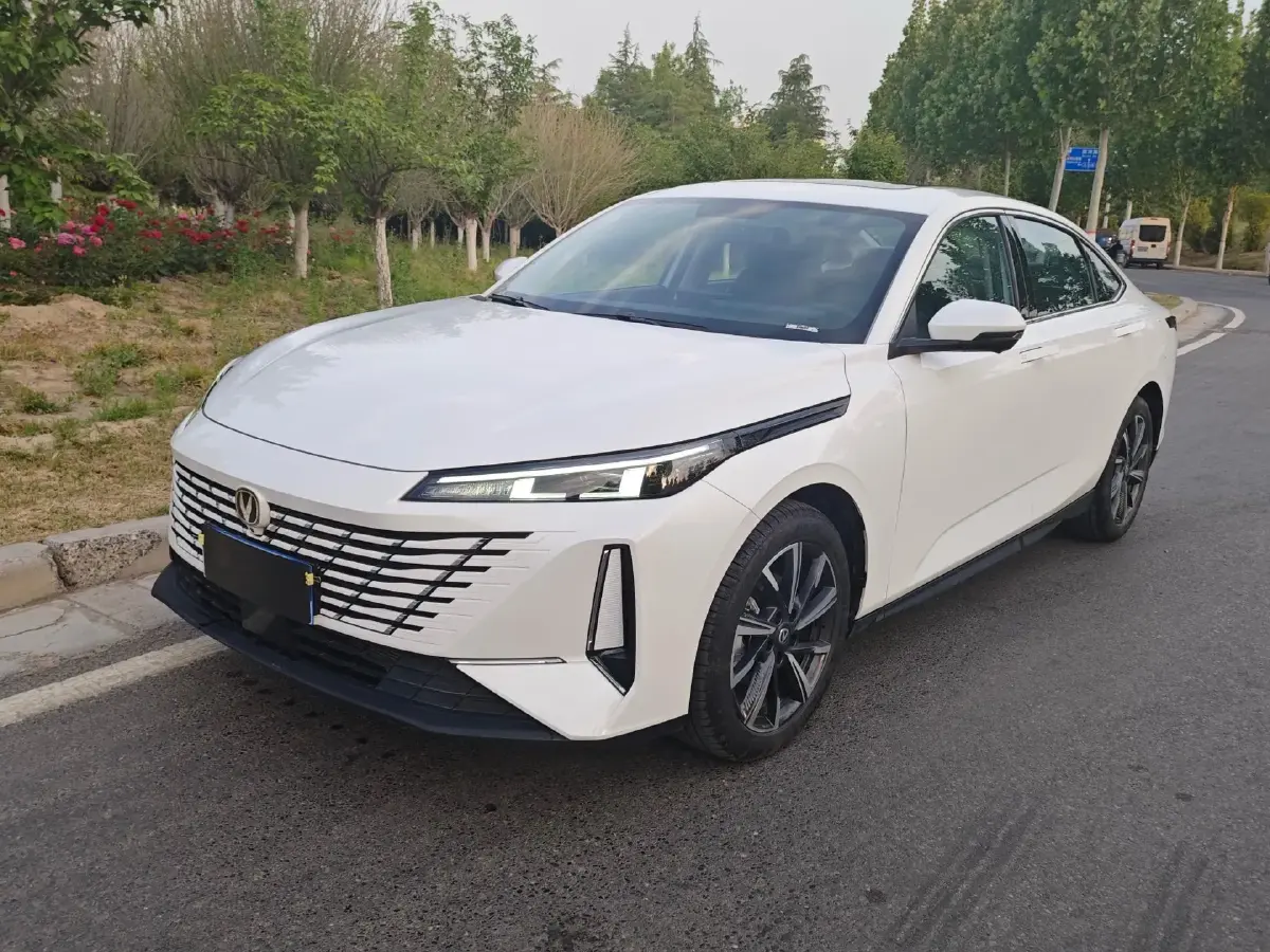 2024 ChangAn Eado 1.5T 170HP L4 7DCT