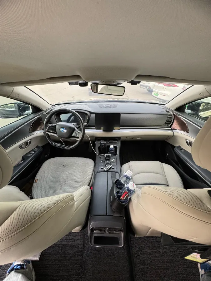 2021 BYD e9 BEV 64.8KWH,autocango,china used car exporter,china ev exporter,chinese used car exporter,chinese used ev exporter