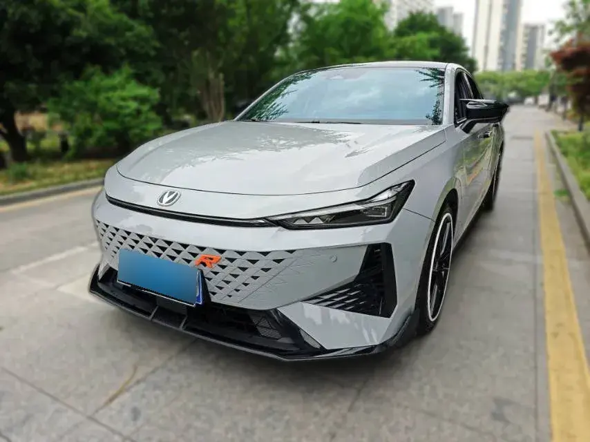 2024 ChangAn UNI-V 1.5T 188HP L4 7DCT