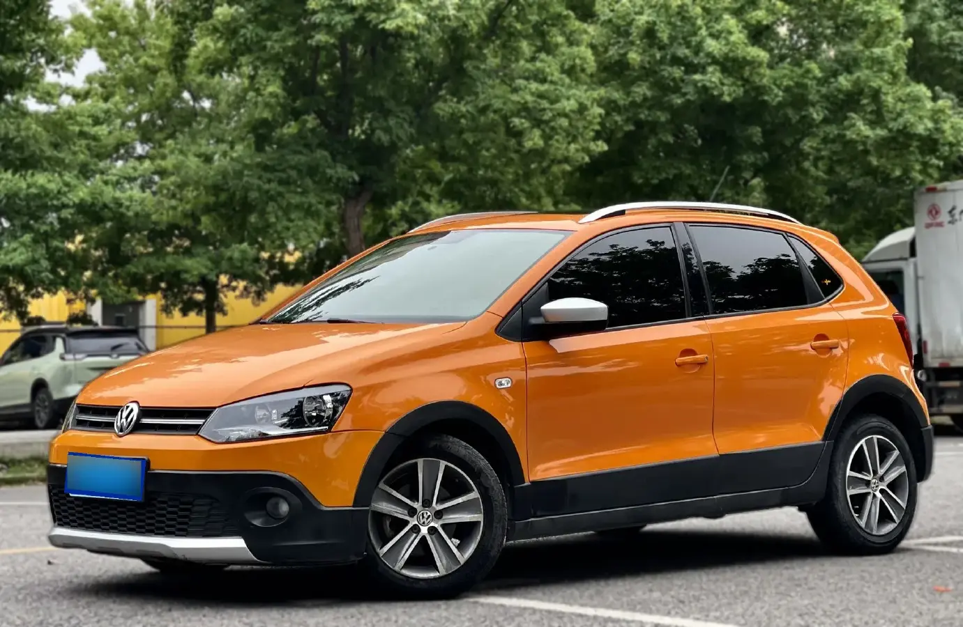 2012 Volkswagen Polo 1.6L 105HP L4 5MT