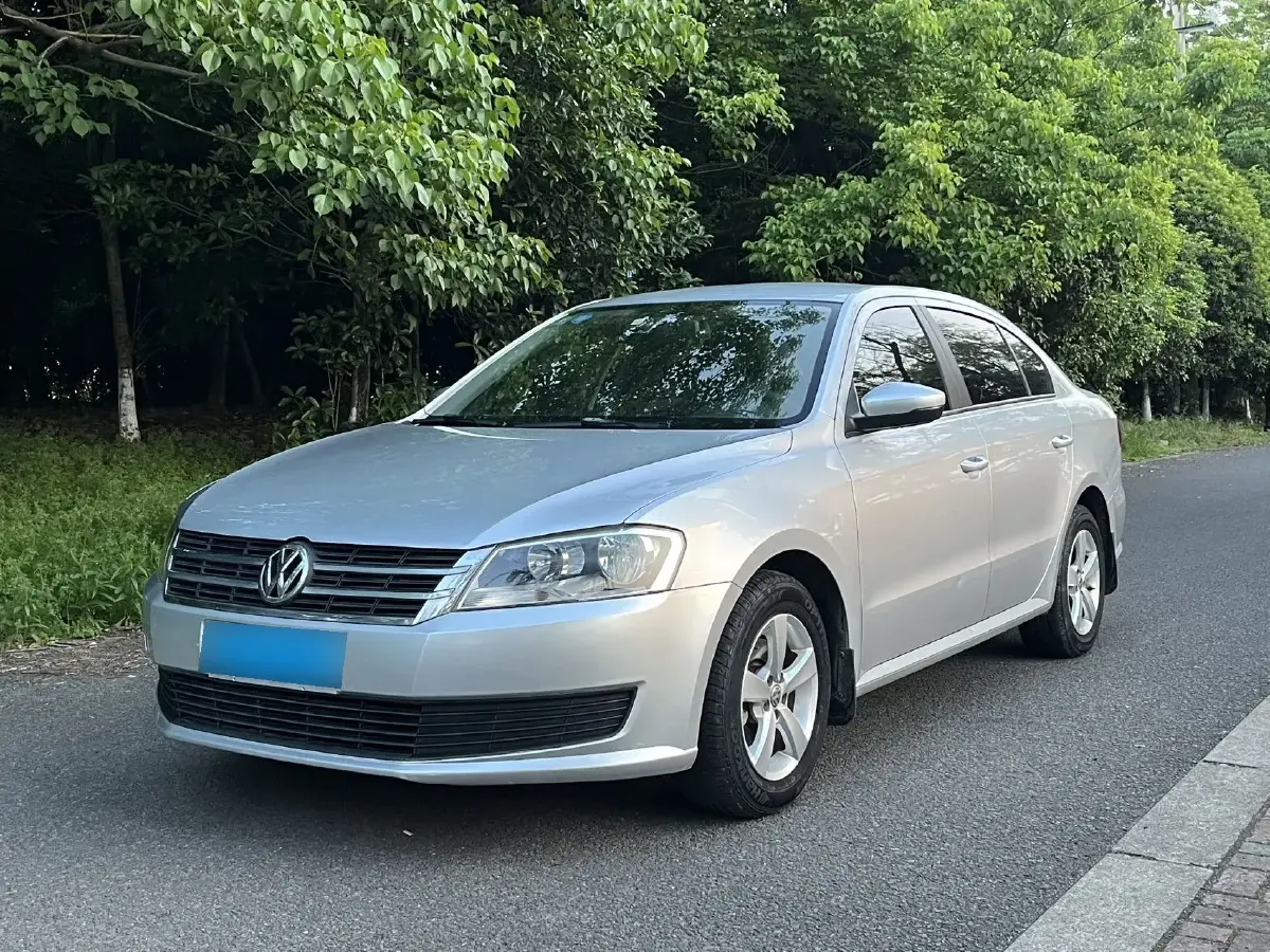 2013 Volkswagen Lavida 1.6L 110HP L4 5MT