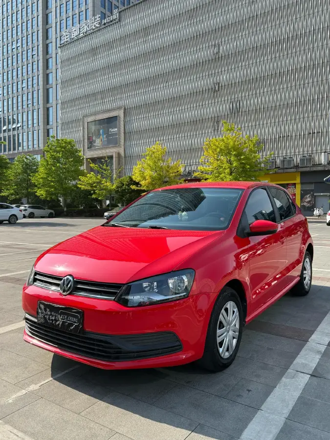 2018 Volkswagen Polo 1.5L 110HP L4 6AT