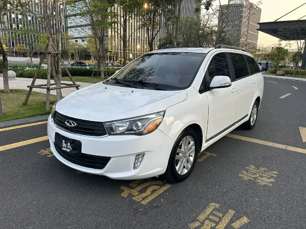 2015 Chery Arrizo M7 2.0L 139HP L4 CVT