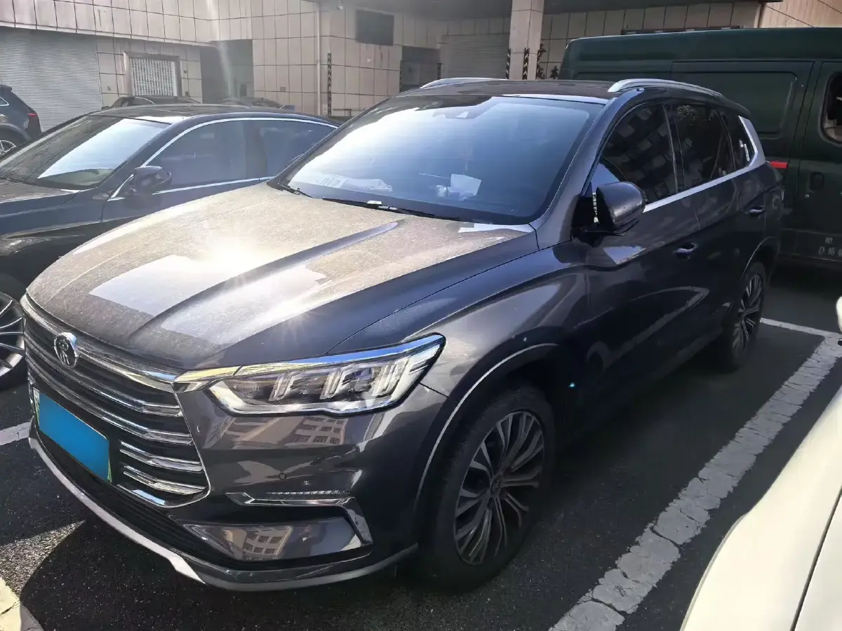 2019 BYD Song Pro 1.5T 160HP L4 6DCT PHEV 15.7KWH