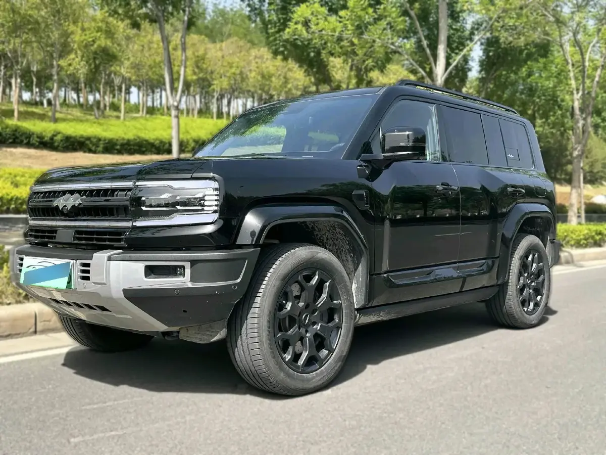 2023 FangChengBao Bao 5 1.5T 194HP L4 E-CVT PHEV 31.8KWH