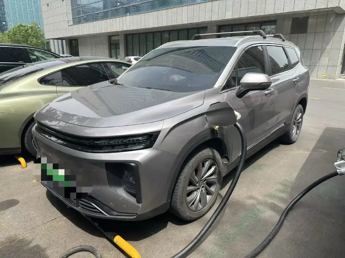 2023 Livan 9 BEV 66.57KWH