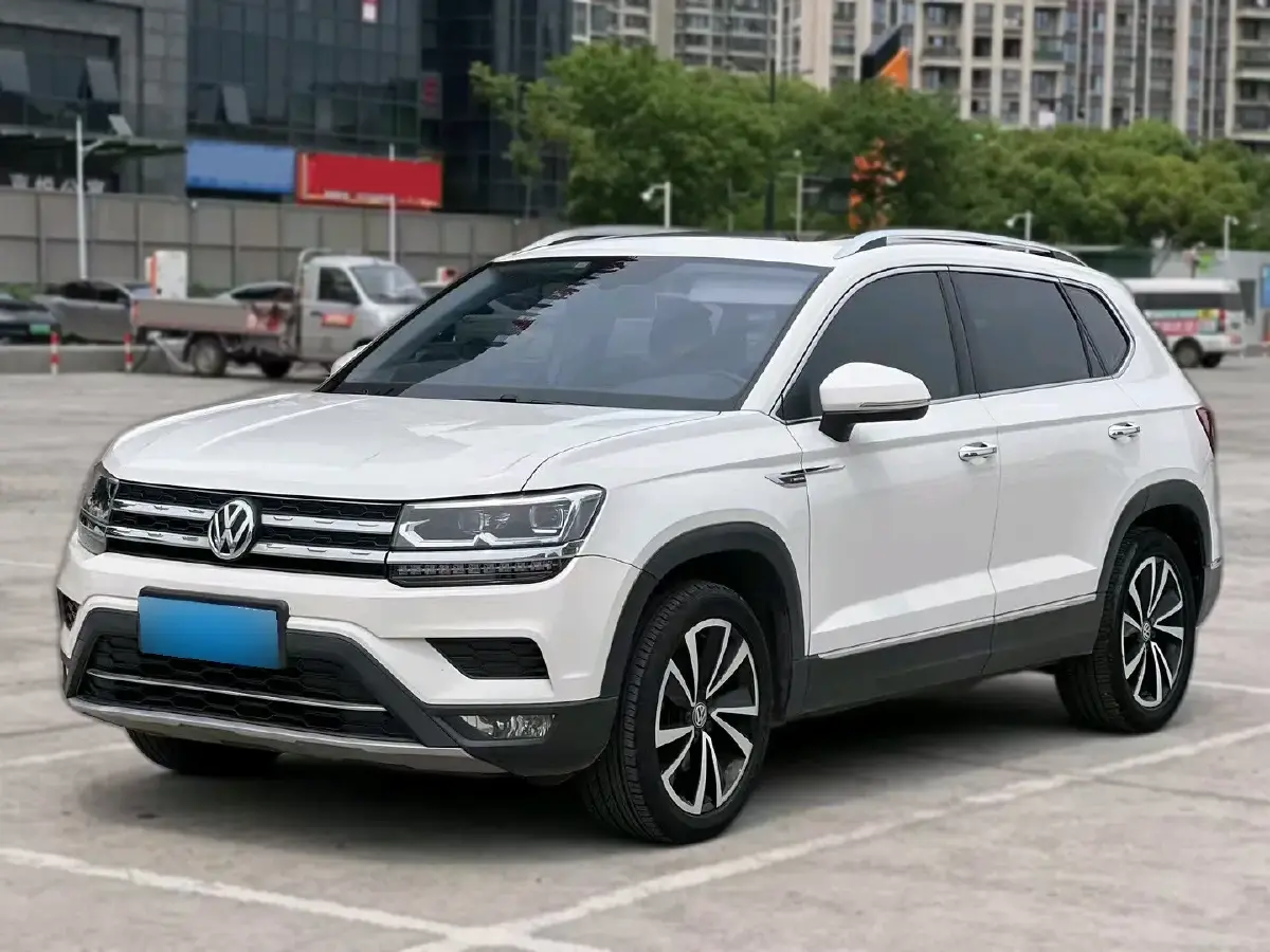 2019 Volkswagen Tharu 2.0T 186HP L4 7DCT