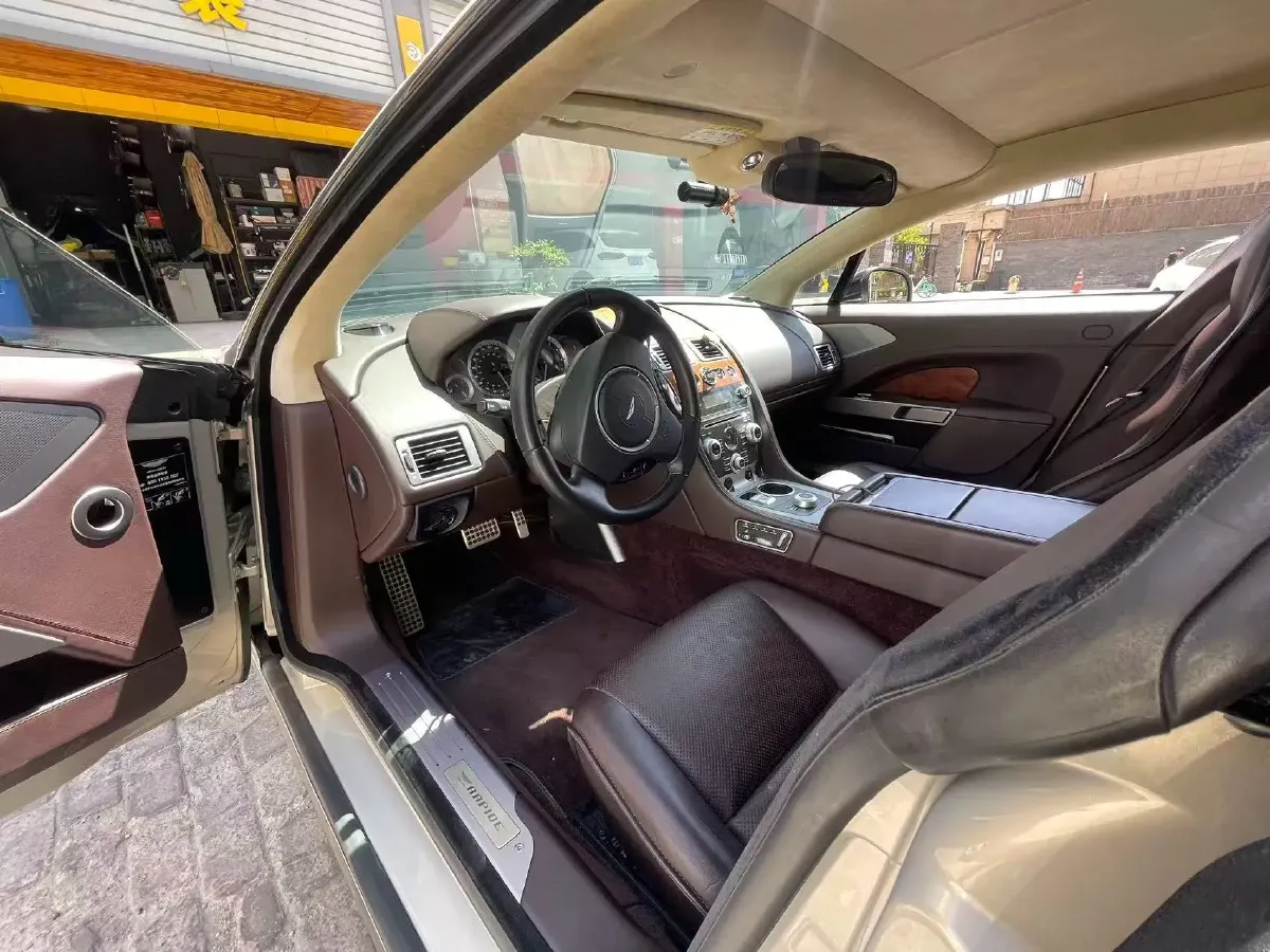 2010 Aston Martin Rapide 6.0L 477HP V12 6AT,autocango,china used car exporter,china ev exporter,chinese used car exporter,chinese used ev exporter