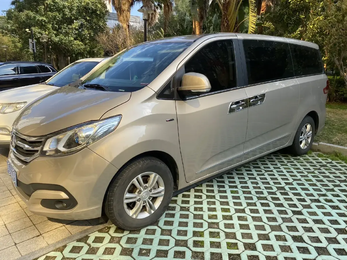 2016 MAXUS G10 2.0T 224HP L4 6AT