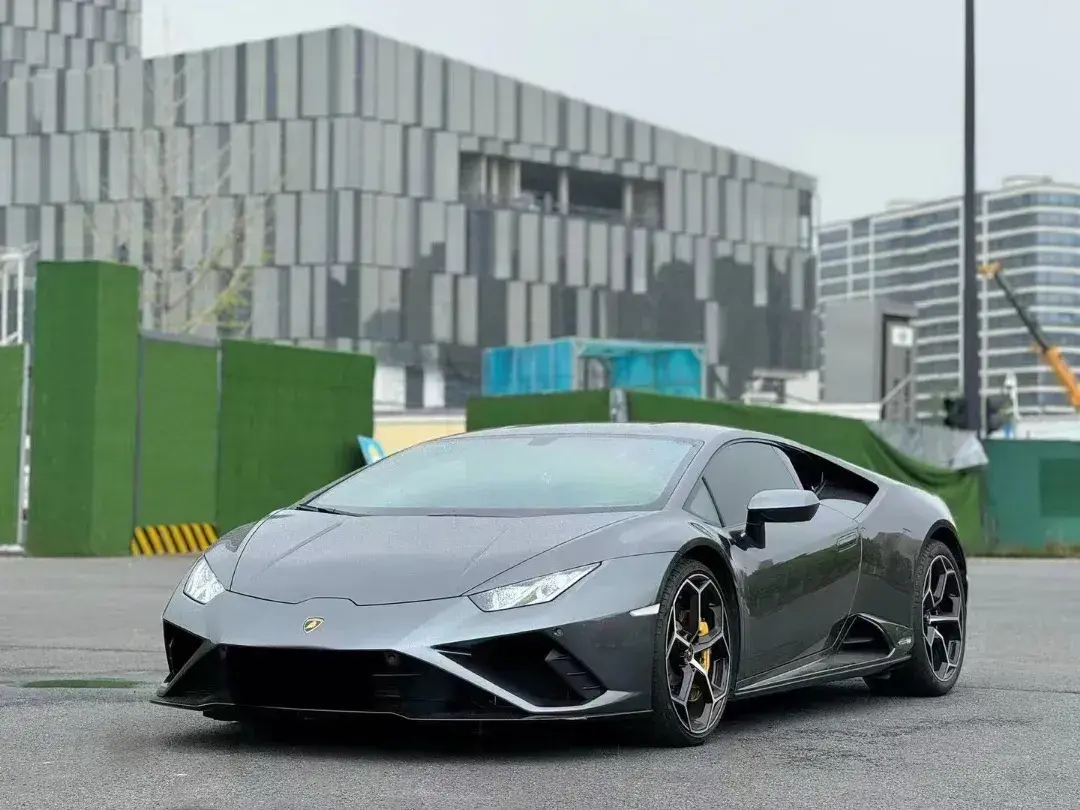 2020 Lamborghini Huracán 5.2L 611HP V10 7DCT