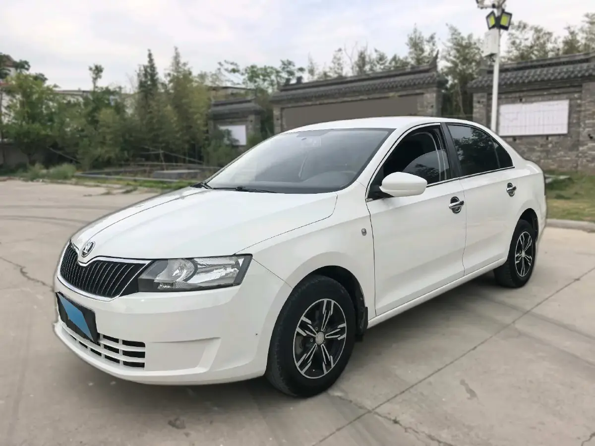 2016 Skoda Rapid 1.6L 110HP L4 6AT
