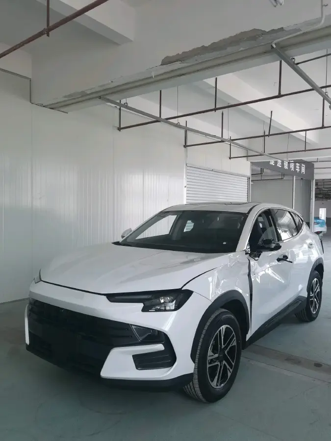 2025 Jetour DASHING 1.5T 184HP L4 7DCT