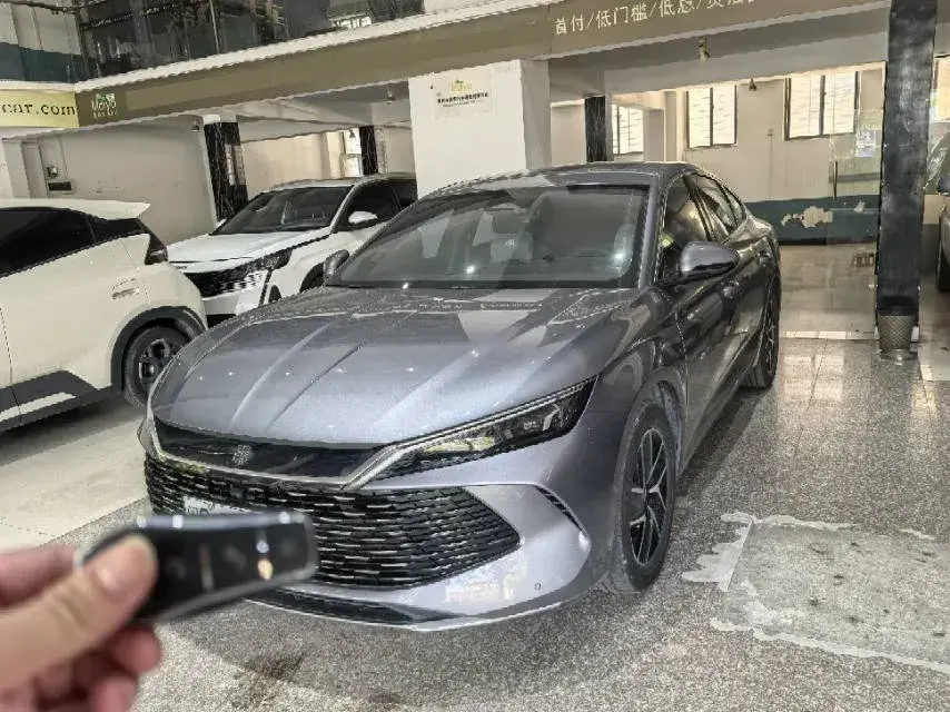 2024 BYD QinL 1.5L 101HP L4 E-CVT PHEV 15.87KWH