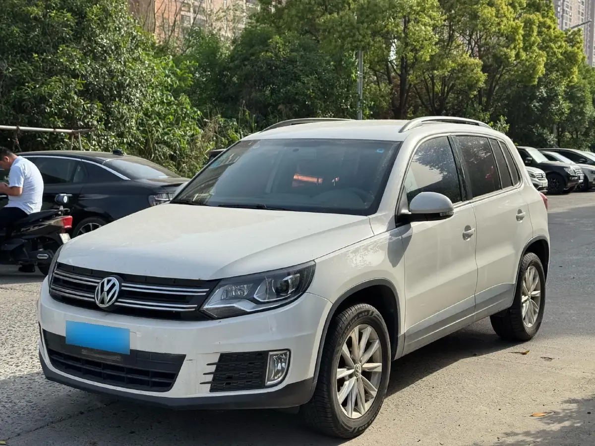 2016 Volkswagen Tiguan 1.4T 150HP L4 6DCT