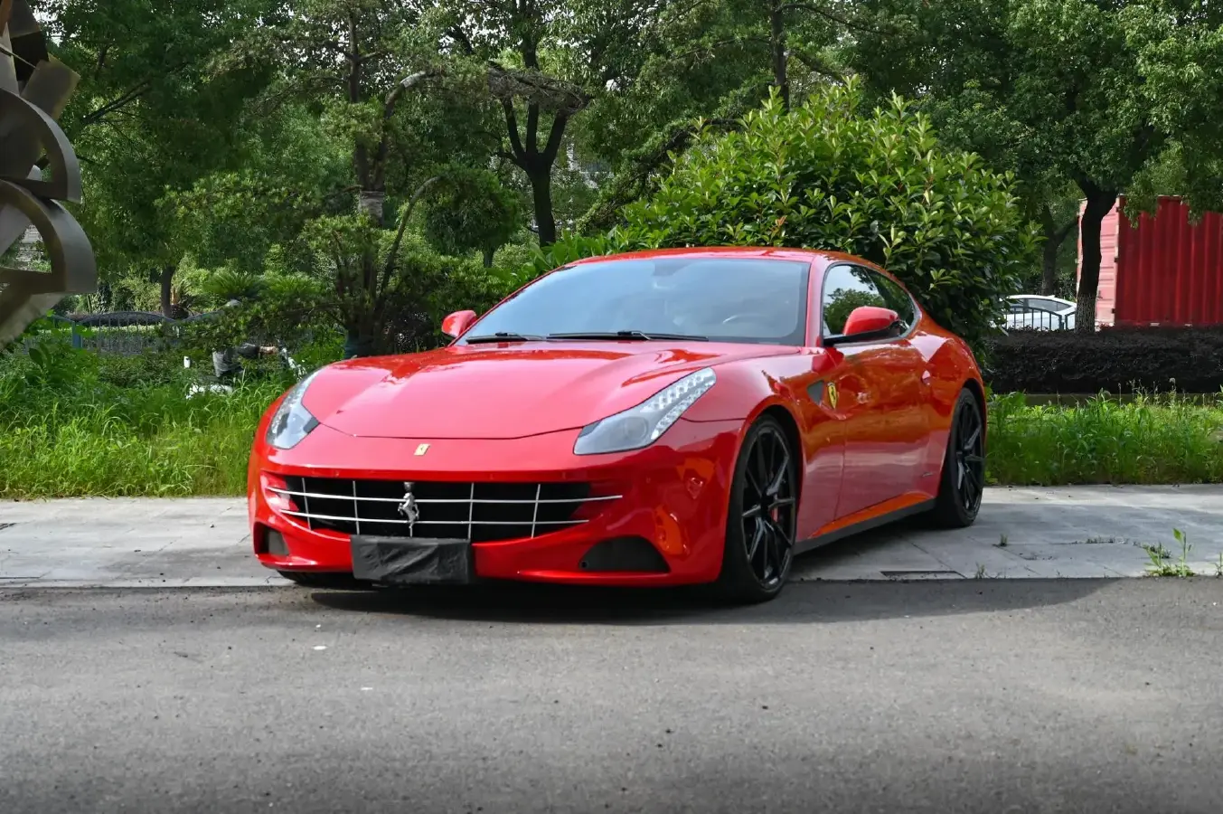 2012 Ferrari FF 6.3L 660HP V12 7DCT