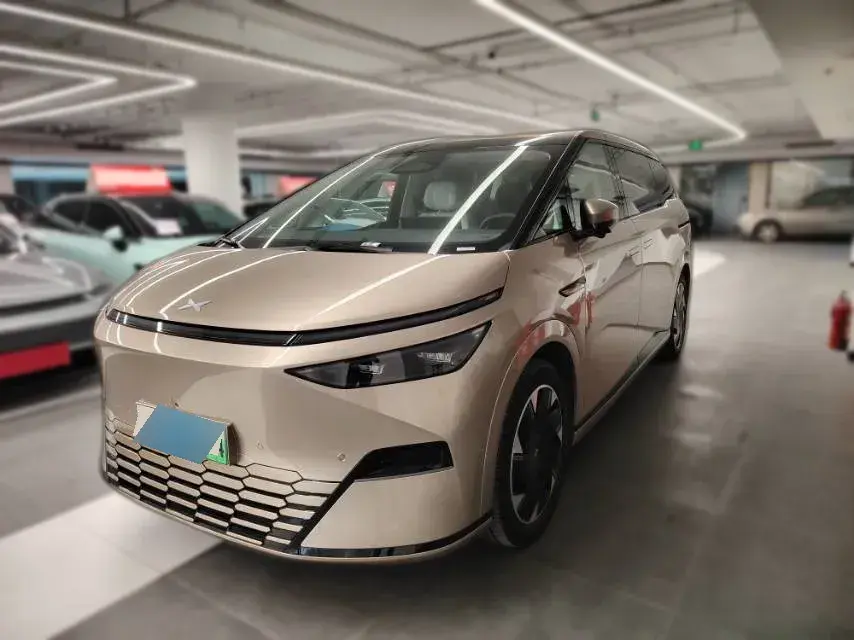 2024 Xpeng X9 BEV 101.5KWH