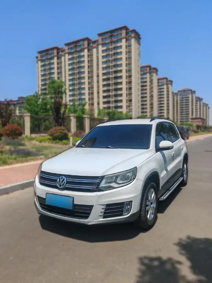 2015 Volkswagen Tiguan 1.8T 160HP L4 6MT