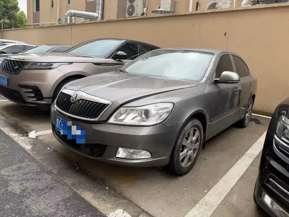 2015 Skoda Octavia 1.6L 105HP L4 6AT