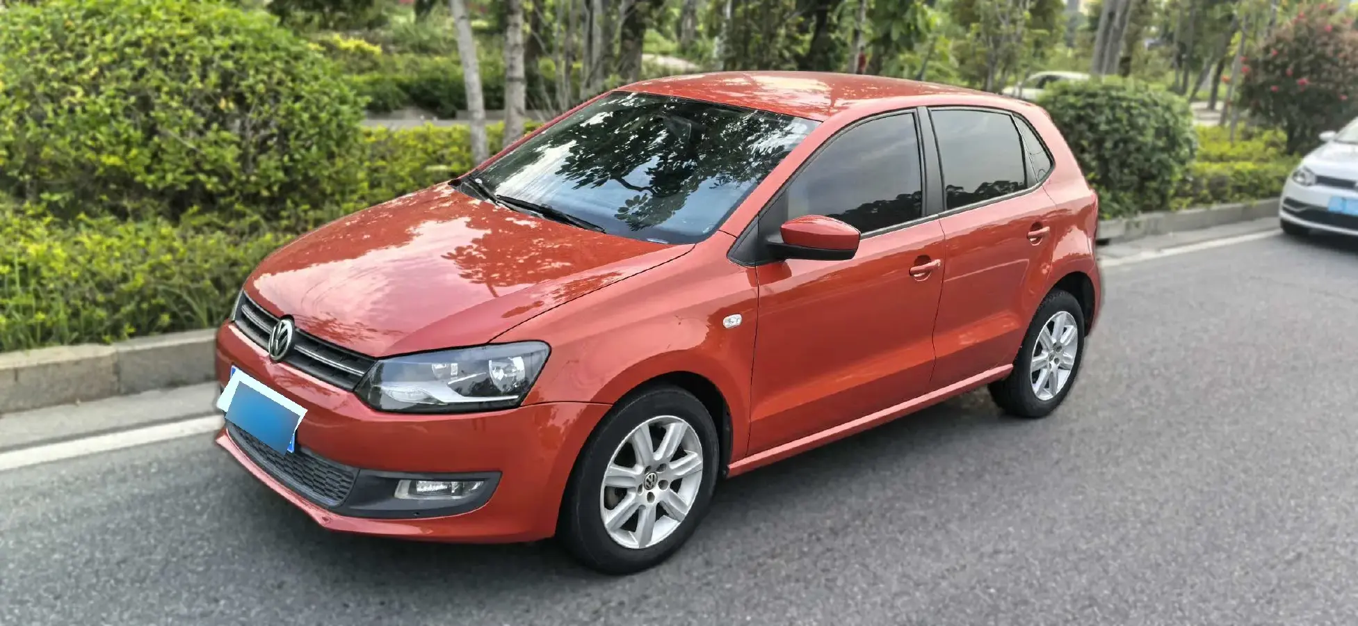 2013 Volkswagen Polo 1.4L 86HP L4 5MT