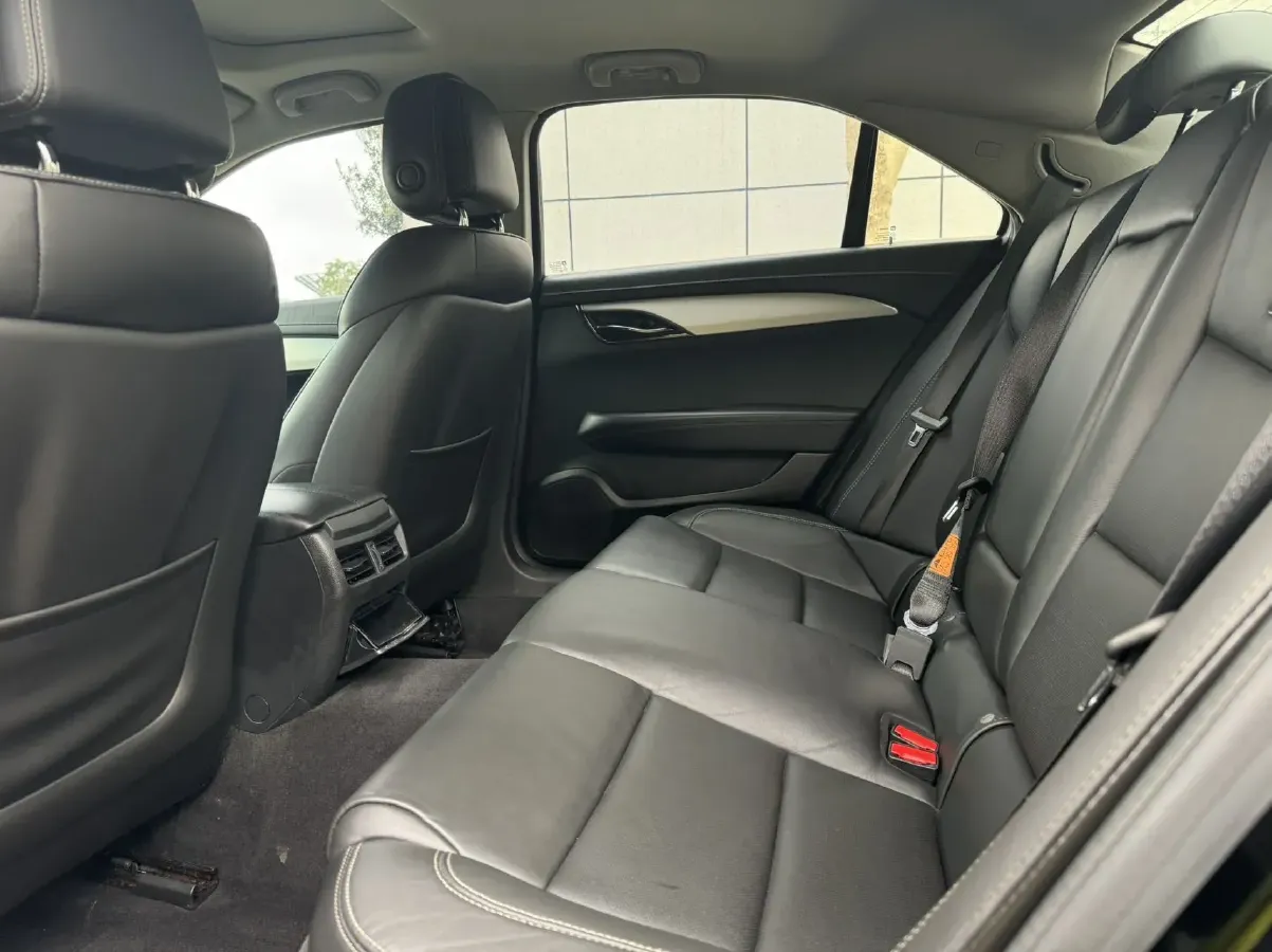 2017 Cadillac ATS-L 2.0T 279HP L4 8AT,autocango,china used car exporter,china ev exporter,chinese used car exporter,chinese used ev exporter