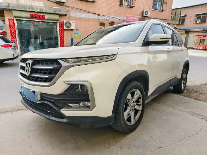 2018 BaoJun 530 1.5T 150HP L4 6MT