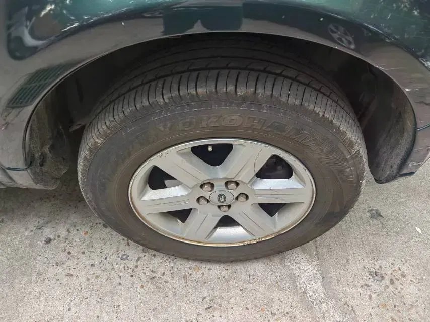 2011 Land Rover Freelander 2 3.2L 233HP L6 6AT,autocango,china used car exporter,china ev exporter,chinese used car exporter,chinese used ev exporter