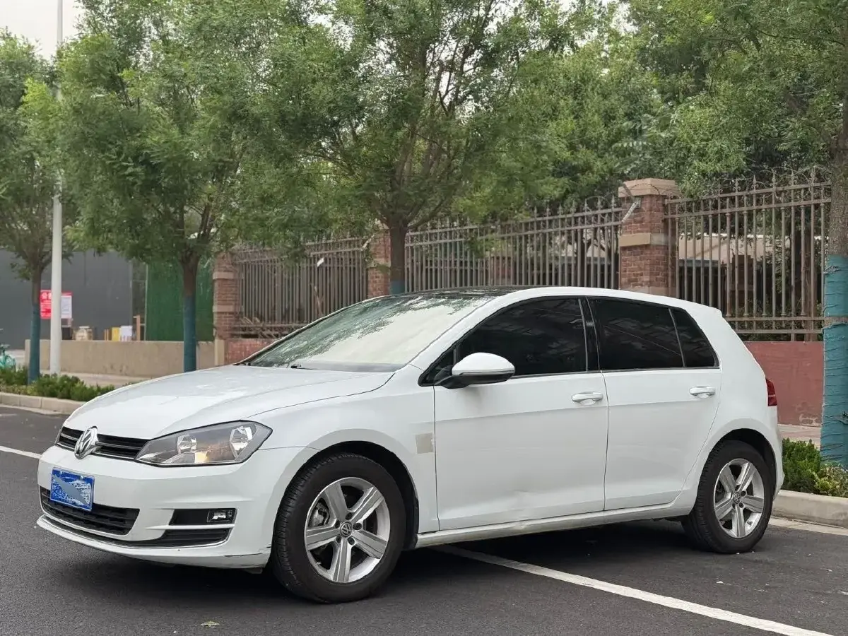 2016 Volkswagen Golf 1.4T 131HP L4 7DCT