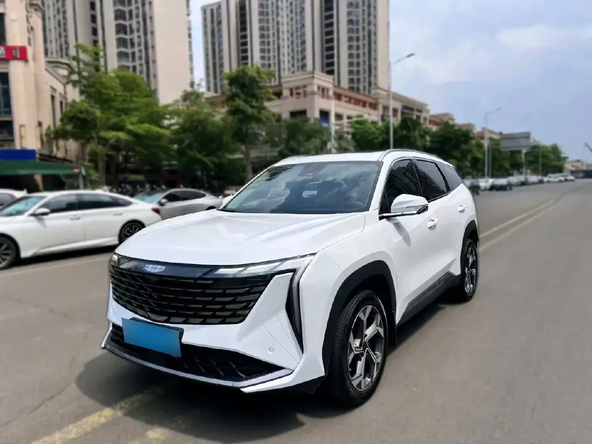 2024 Geely StarRay 1.5T 181HP L4 7DCT