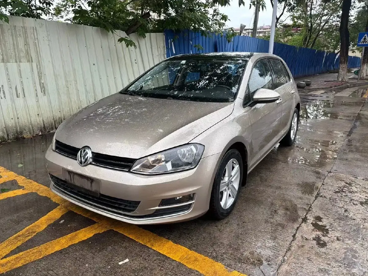 2015 Volkswagen Golf 1.4T 131HP L4 7DCT