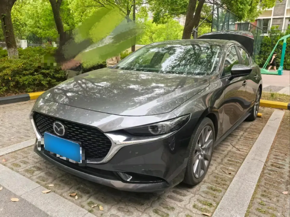 2022 Mazda 3 Axela 2.0L 158HP L4 6AT
