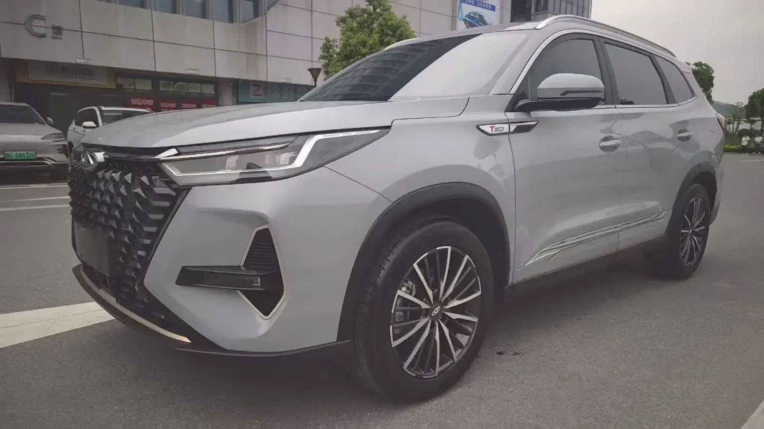 2022 Chery Tiggo 8 PRO 1.6T 197HP L4 7DCT