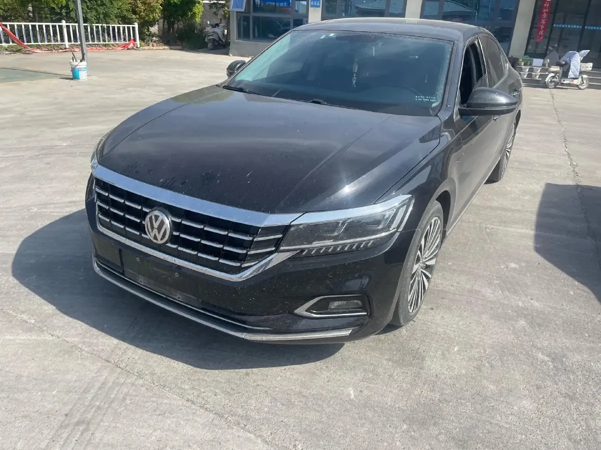 2019 Volkswagen Passat 2.0T 186HP L4 7DCT