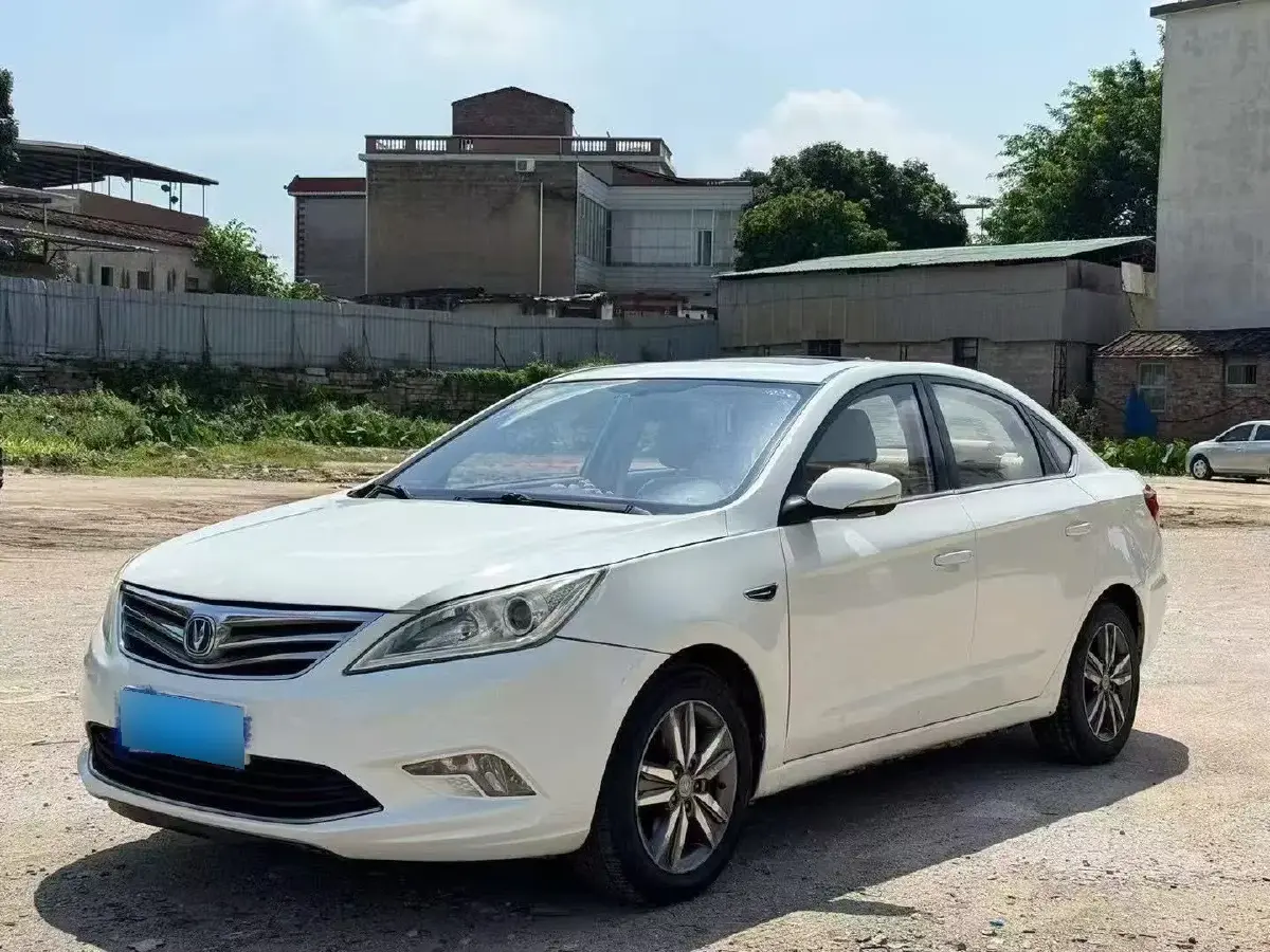 2016 ChangAn Eado 1.6L 125HP L4 4AT