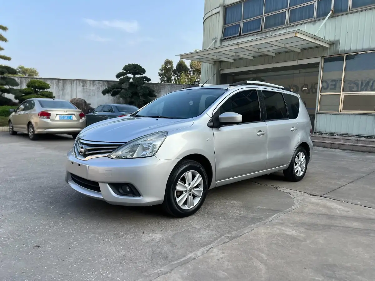 2013 Nissan Livina 1.6L 124HP L4 CVT