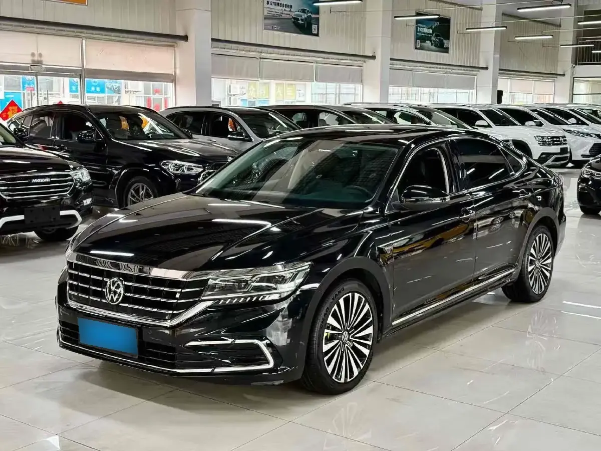 2021 Volkswagen Passat 2.0T 186HP L4 7DCT