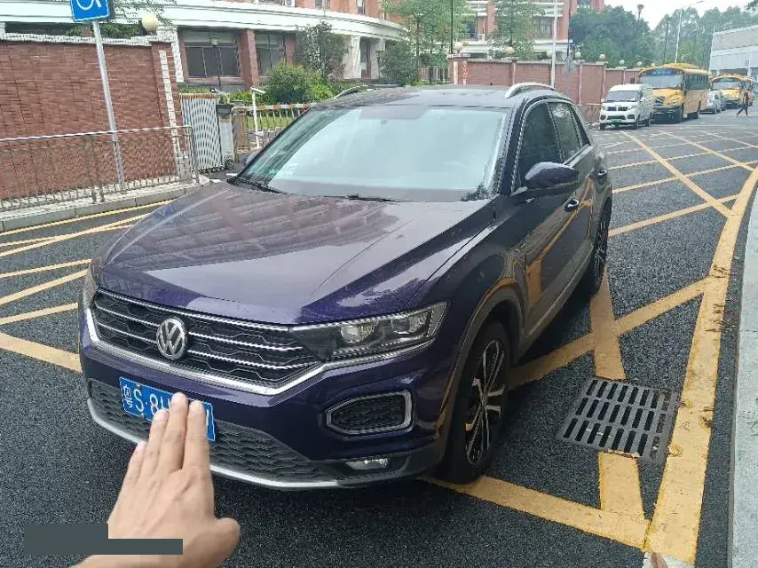 2019 Volkswagen T-Roc 1.4T 150HP L4 7DCT