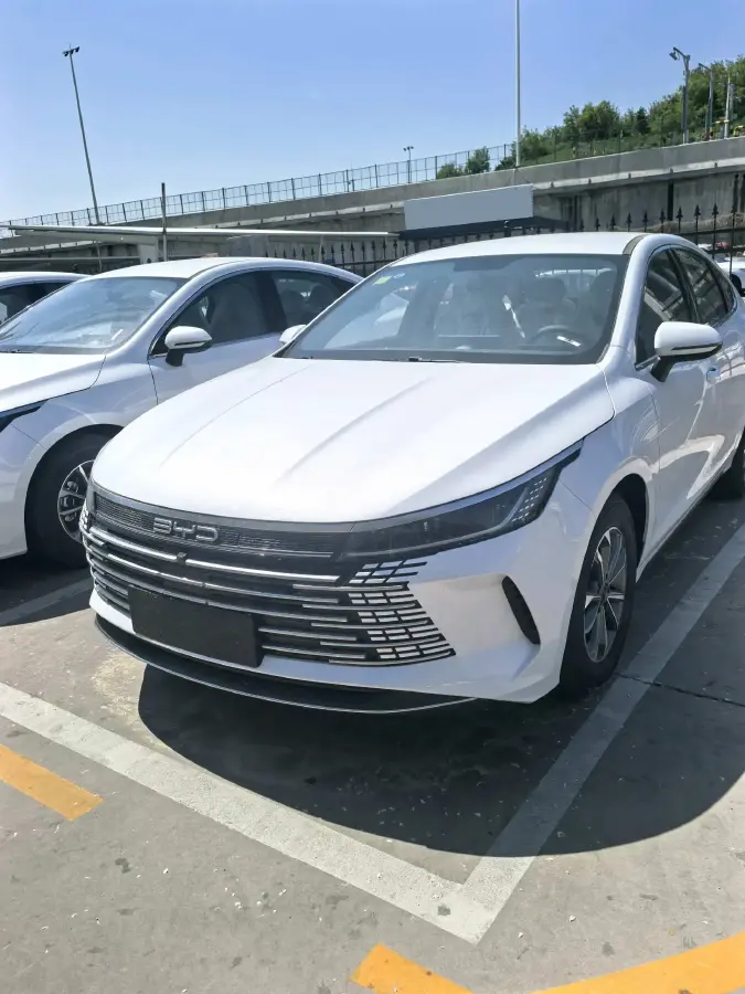 2024 BYD Destroyer 05 1.5L 110HP L4 E-CVT PHEV 8.3KWH