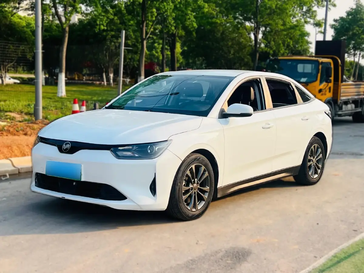 2021 Weltmeister E.5 BEV 58.589KWH