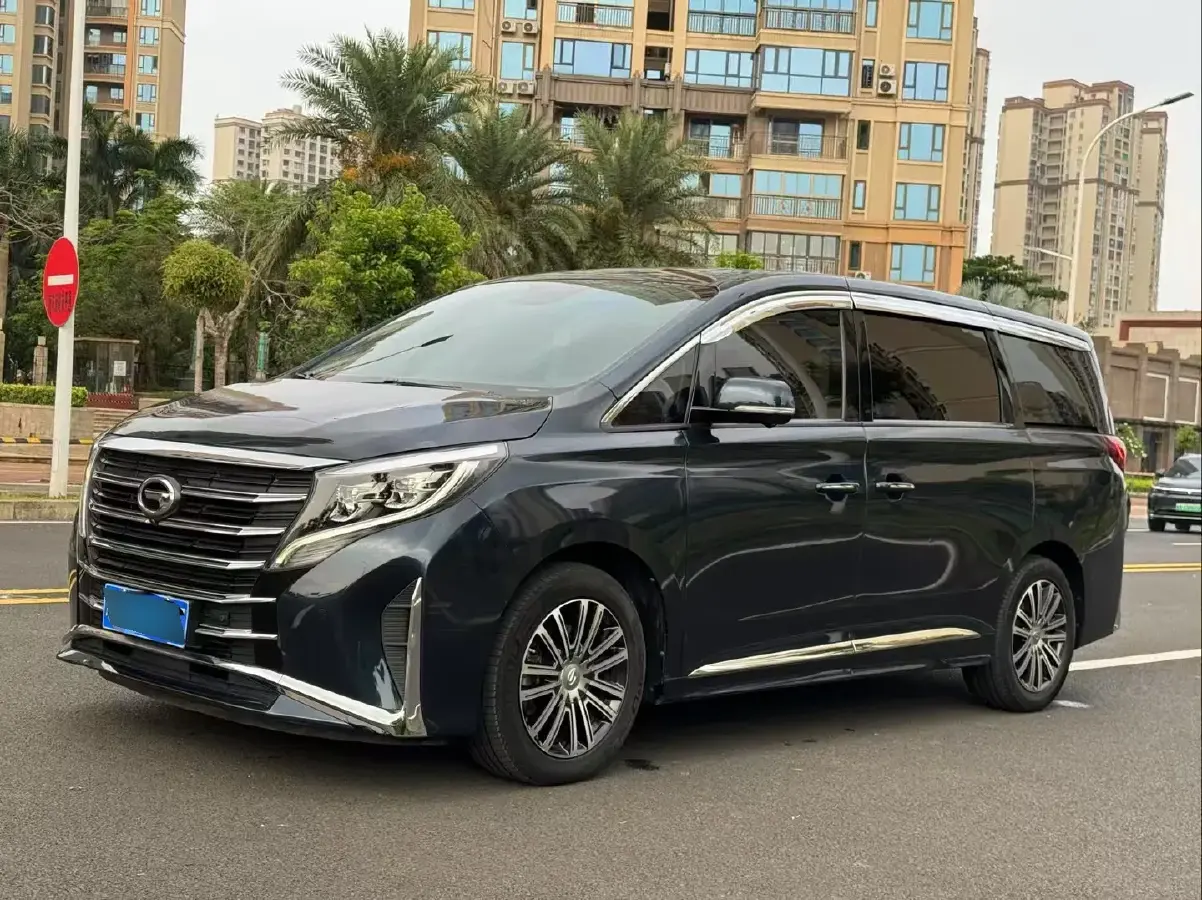 2021 GAC Trumpchi M8 2.0T 252HP L4 8AT