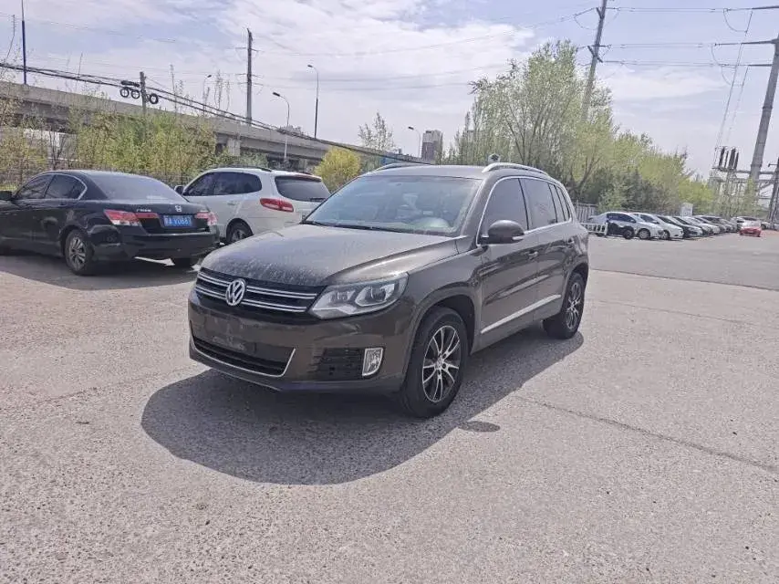 2013 Volkswagen Tiguan 1.8T 160HP L4 6AT
