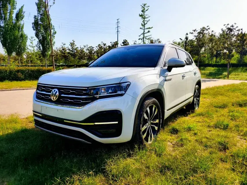 2020 Volkswagen Tayron 2.0T 220HP L4 7DCT