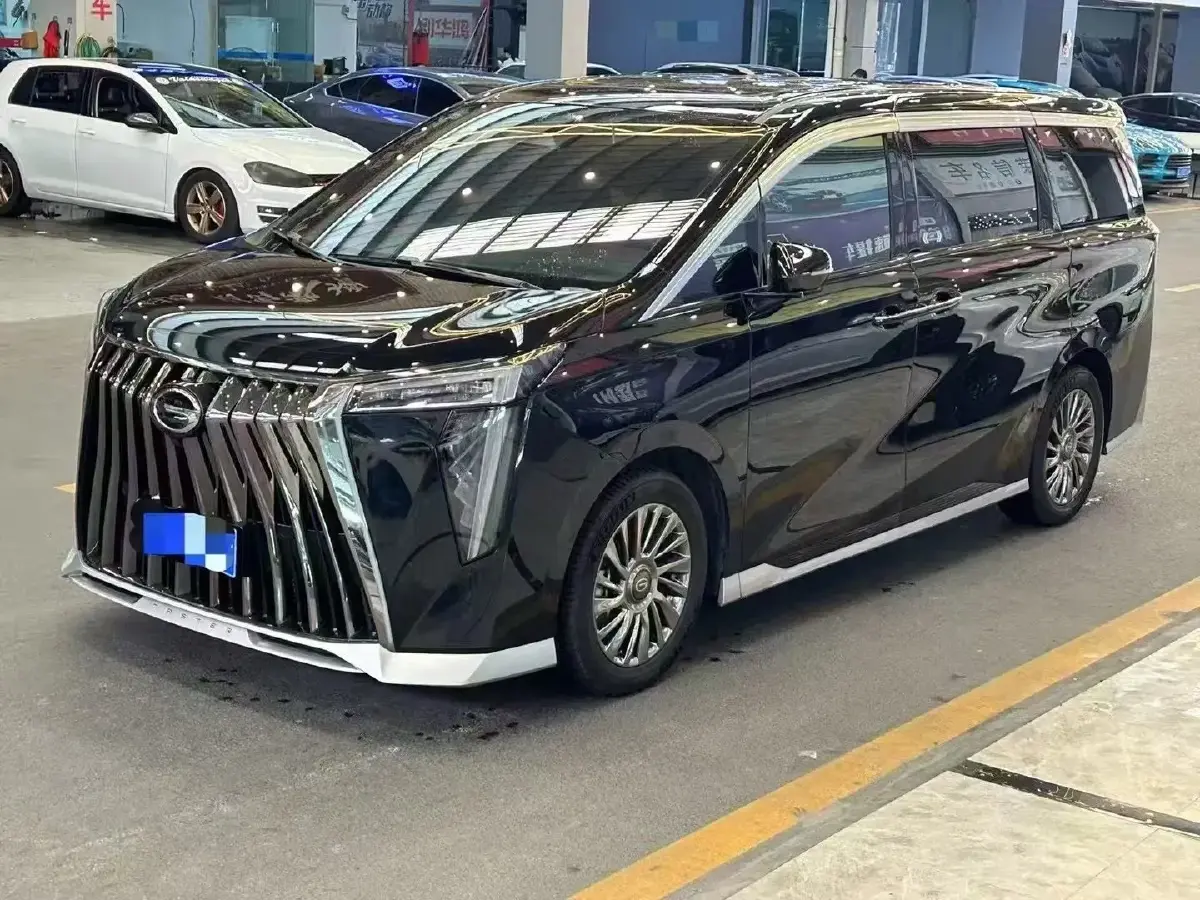 2023 GAC Trumpchi M8 2.0T 252HP L4 8AT