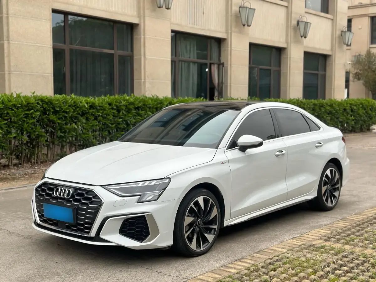 2023 Audi A3 1.4T 150HP L4 7DCT