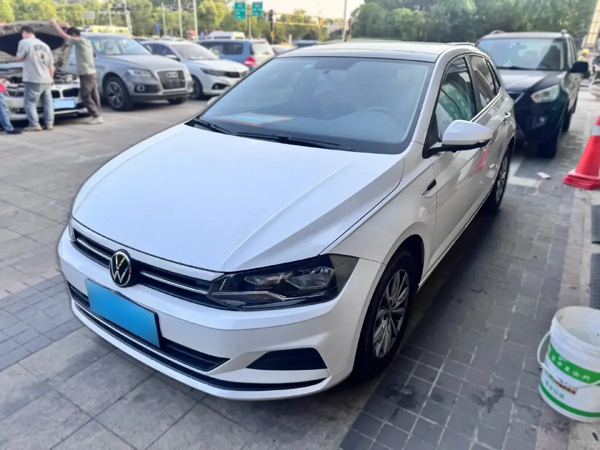 2021 Volkswagen Polo 1.5L 113HP L4 6AT