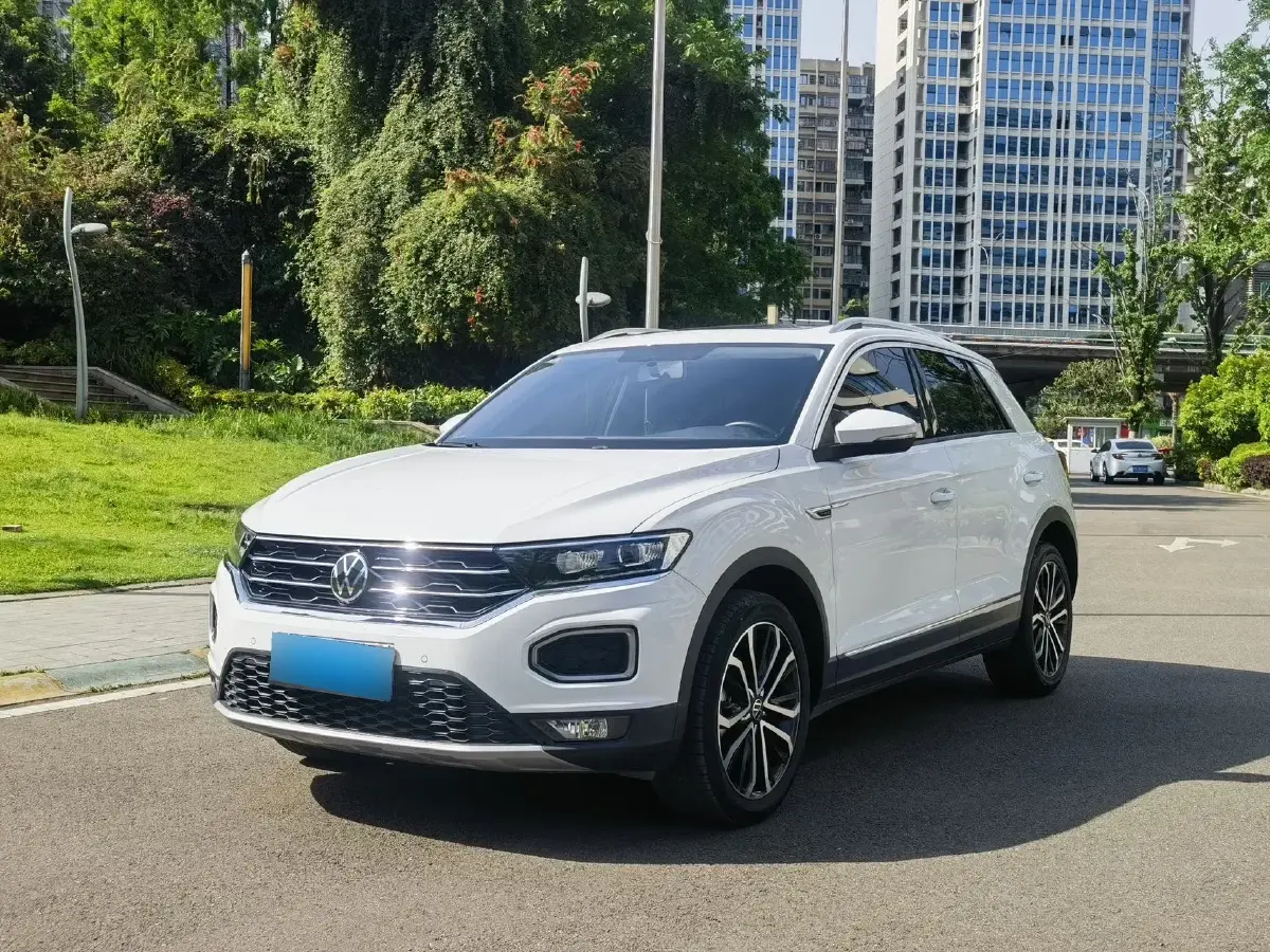 2022 Volkswagen T-Roc 1.4T 150HP L4 7DCT