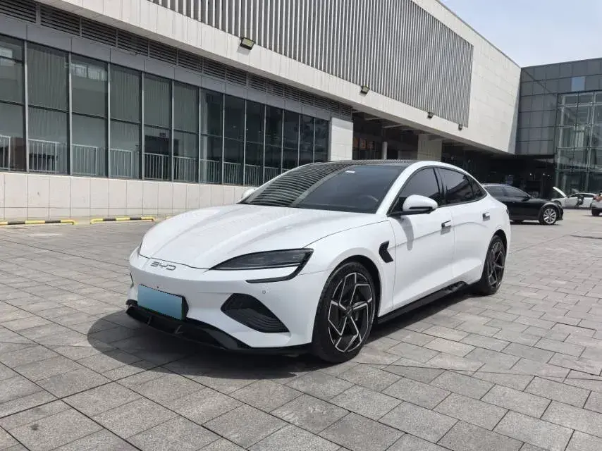 2023 BYD Seal BEV 82.5KWH