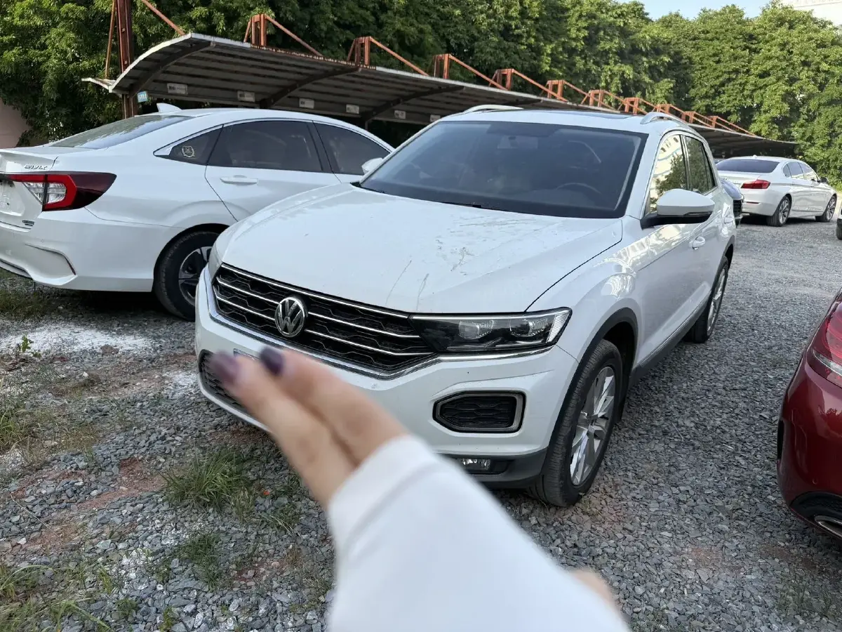2019 Volkswagen T-Roc 1.4T 131HP L4 7DCT