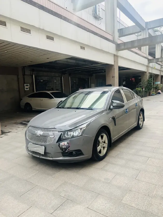 2012 Chevrolet Cruze 1.6L 117HP L4 5MT